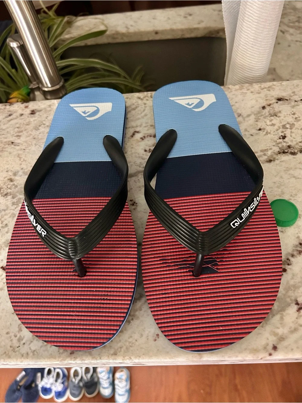“New” QUIKSILVER MOLOKIA TIJUANA FLIP-FLOPS